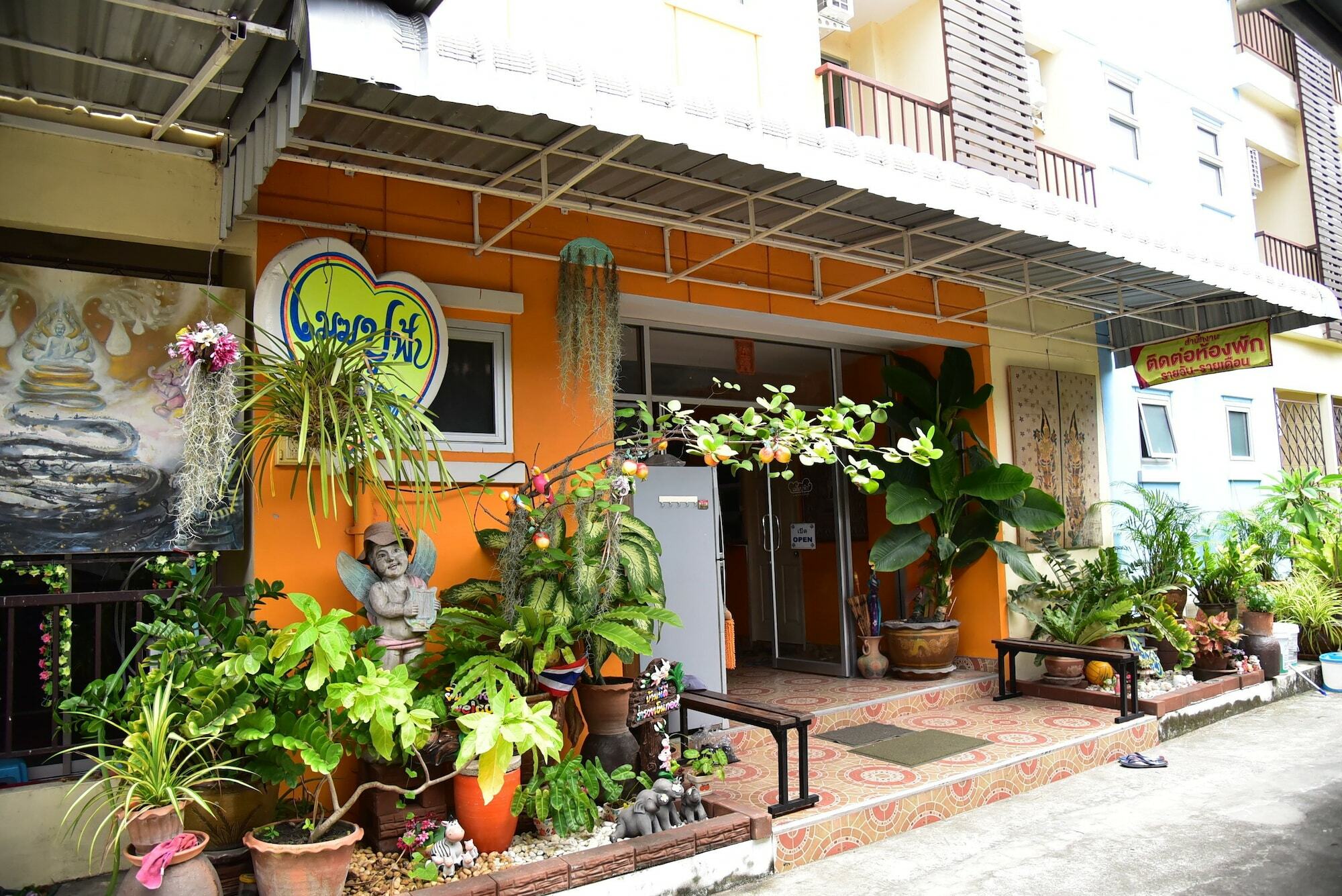 Mekpufah Apartment Chonburi Exterior foto